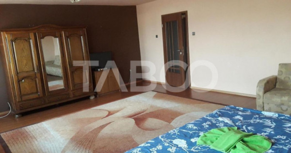 Casa de inchiriat cu 5 camere curte in Sibiu zona Veteranii