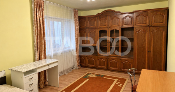 Apartament de vanzare decomandat in zona Intre Lacuri