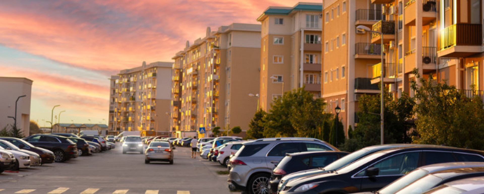 REVANZARE COSMOPOLIS